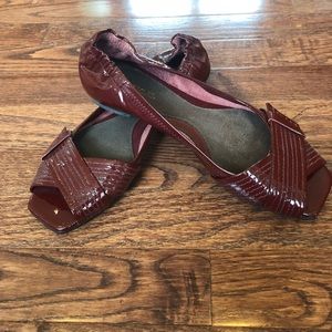 AEROSOLES OPEN TOE SHOES